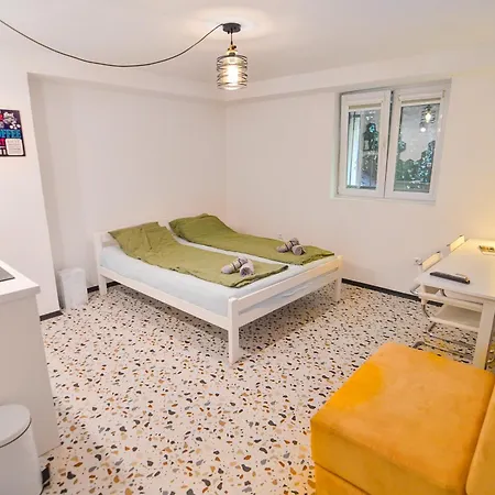 Old Town 아파트 *